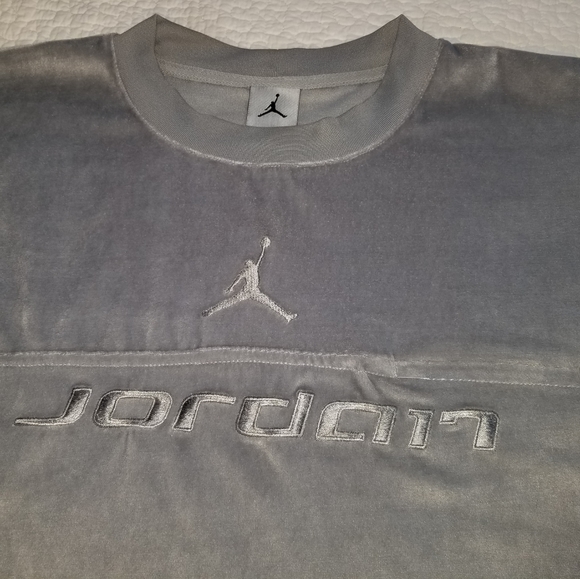 Nike Air Jordan 17 COOL GRAY Velour Sweatshirt and Pants - Picture 4 of 16